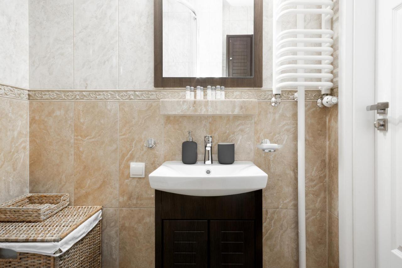 New Town By Renters Apartament