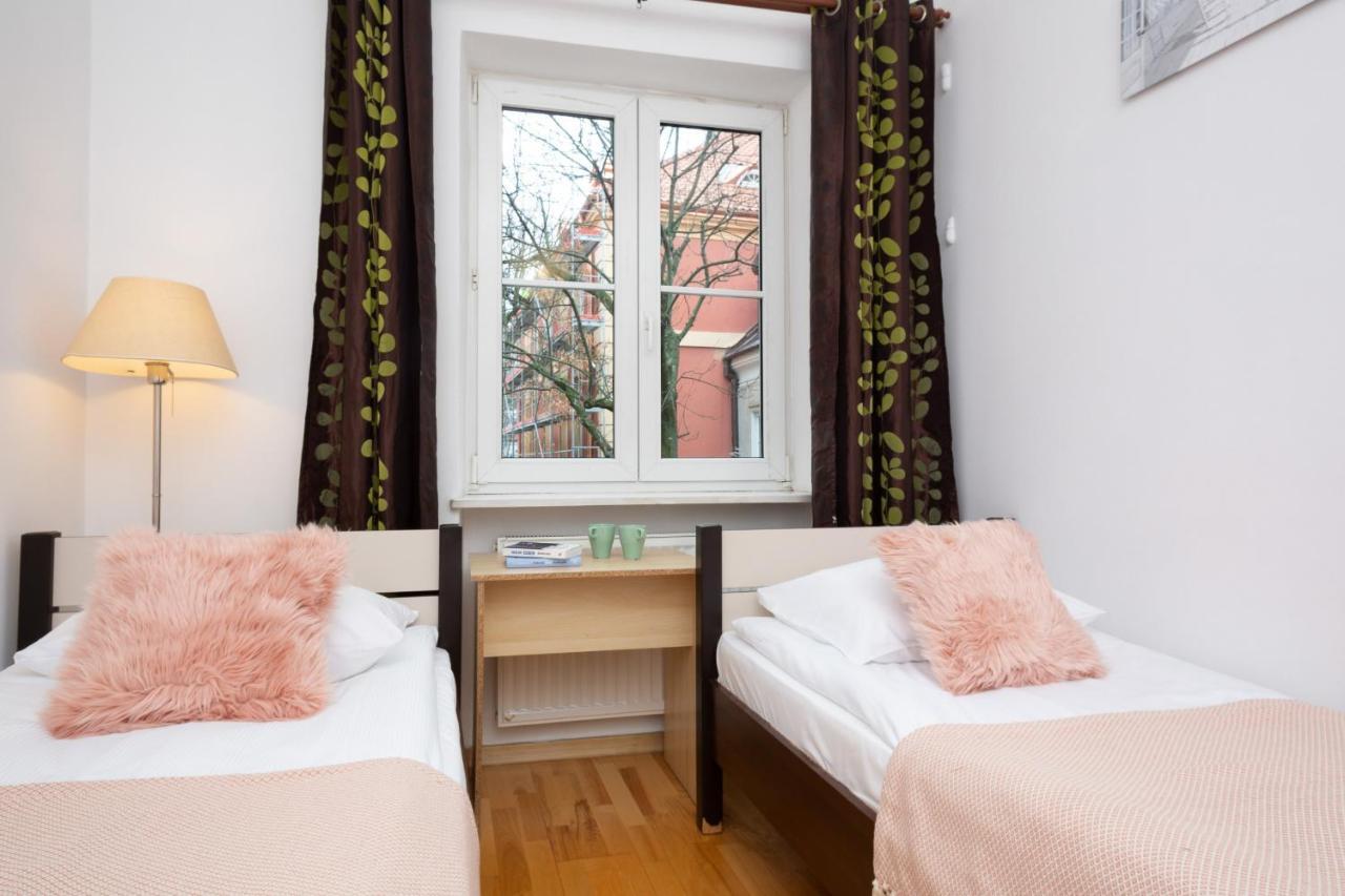 New Town By Renters * Warszawa
